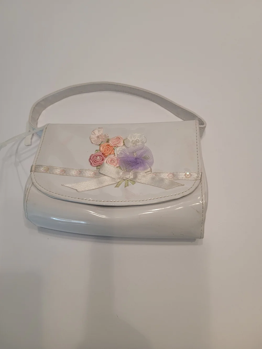 White Floral Accent Girls  Shoulder Bag